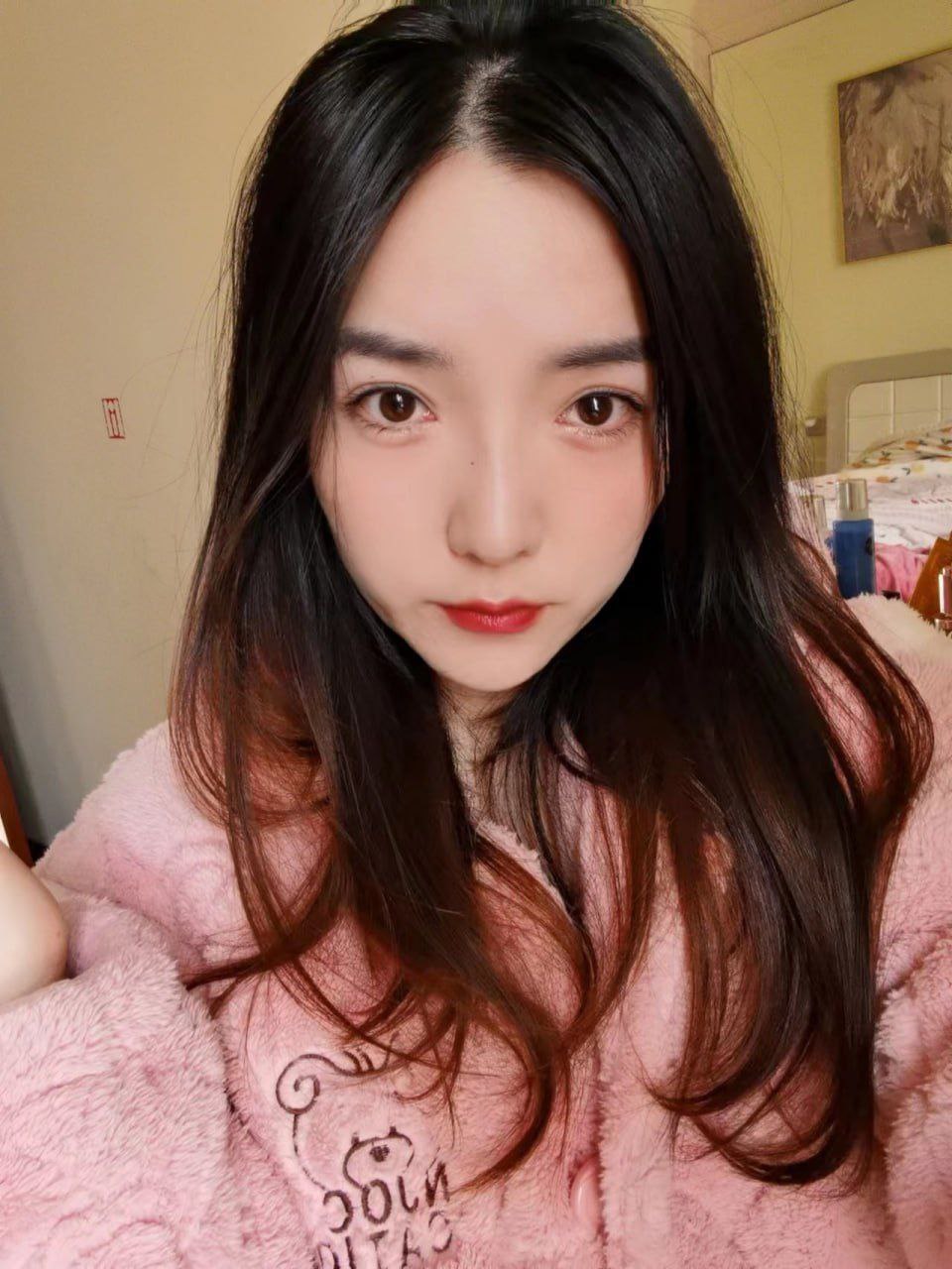 #吃瓜 极品反差小母狗 在床上被操的娇喘不停非常的骚 被我调教后使劲讨好我的感觉