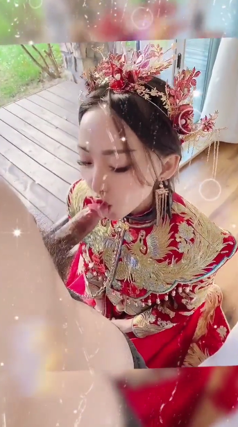 #吃瓜 口咬合集 女人被舔到高潮后,大部分女人的骚穴插进去都特别舒服,既紧又热